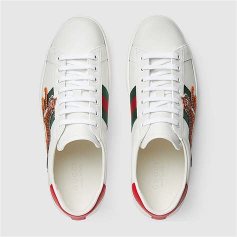 gucci tiger shoes replica|how to authenticate gucci shoes.